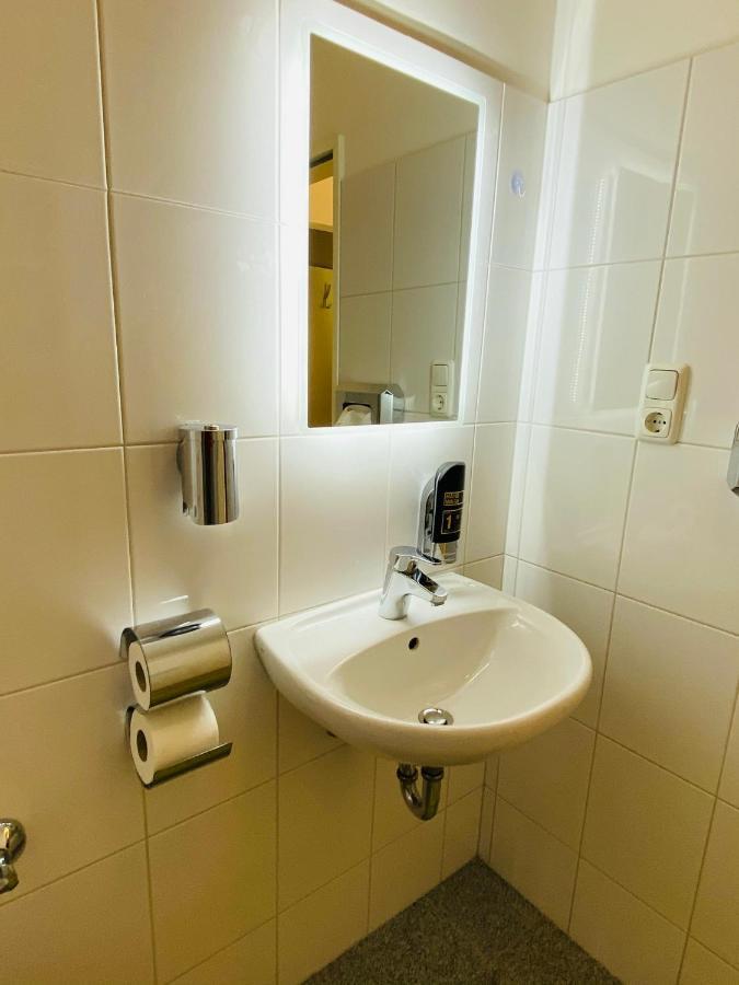 Bestprice Hotel Aachen Hauptbahnhof Exterior foto